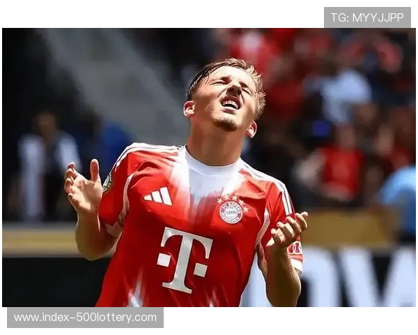 拜仁小将卡尔表现活跃，多次威胁汉堡球门